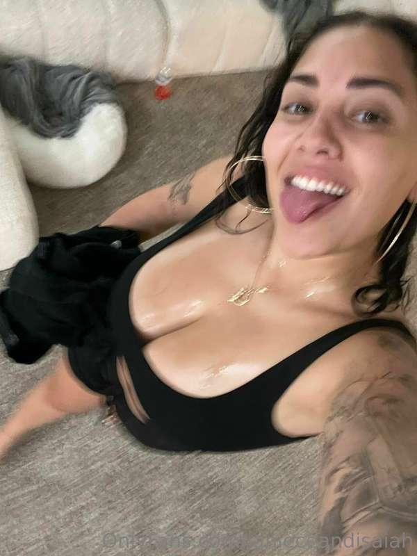 WET wet 💦💦