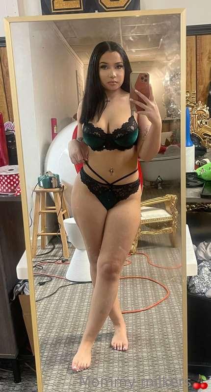 💚👅✨