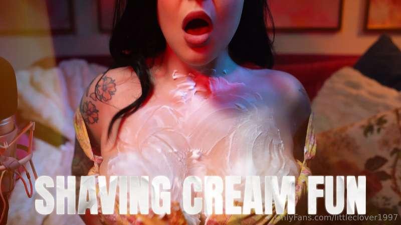 Unlock to see these giant tits coved in white stuff ❤️💦