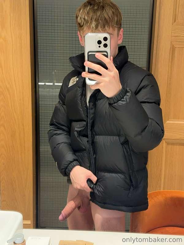 tombakerx image #1
