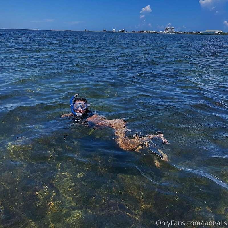 Swimming naked 🌊🐟