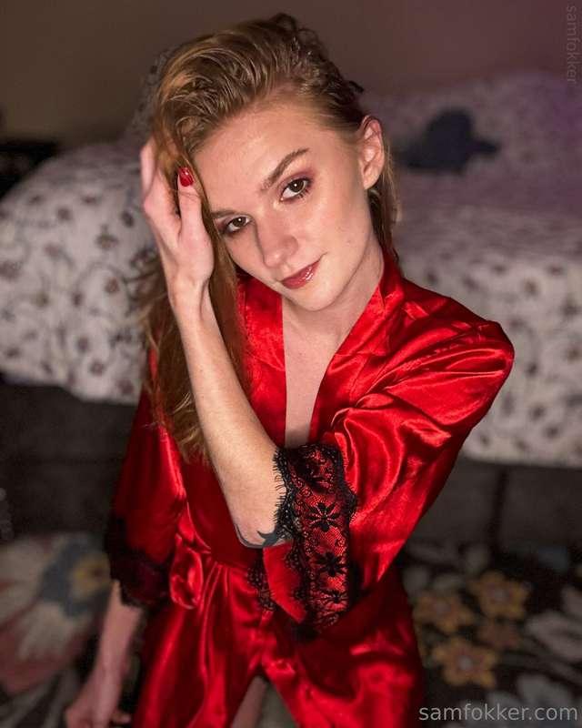 Red nails and silky robe get you in the mood for Valentine’s..