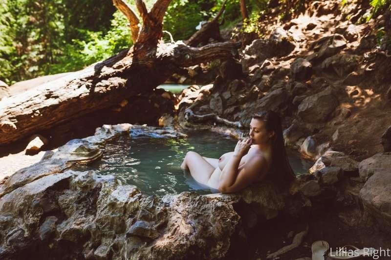 What would you do if you saw me in the wild taking nude pict..
