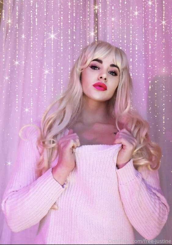 New video soon .... 🍑🍆🍑🙈 photo from @gennyjohnson