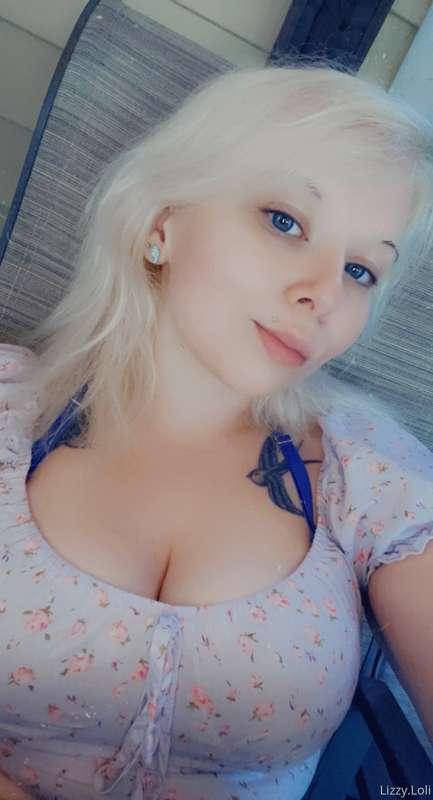Finally dyed my roots. Does Blonde fit me okay?