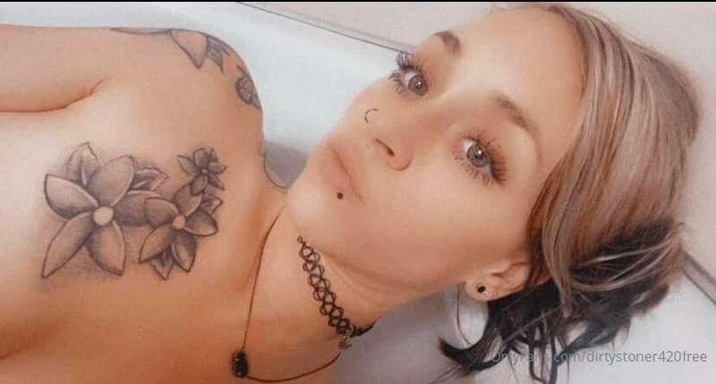 If you agree with me getting a boob job and want to help, Ti..