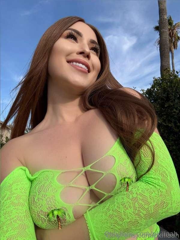 Happy Father's Day to all the papi's out there! 💗