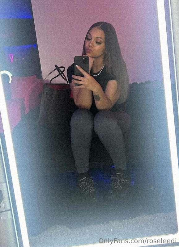 getting ready for the day 😘