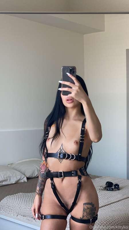 Look at this fun set that just came in the mail 😍🖤 and it co..