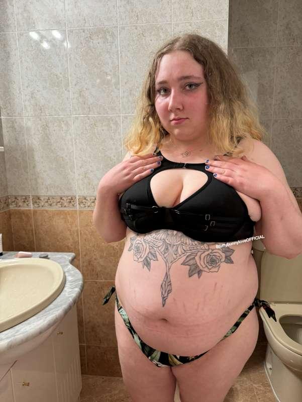 I ate so much on Holiday I’ve gotten HUGE 😳