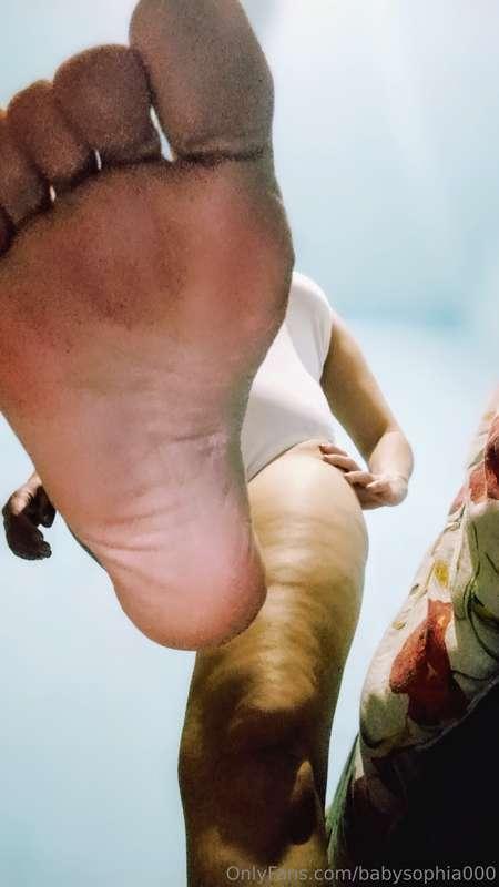 Seduction and control, my game. And you are my favorite toy ..