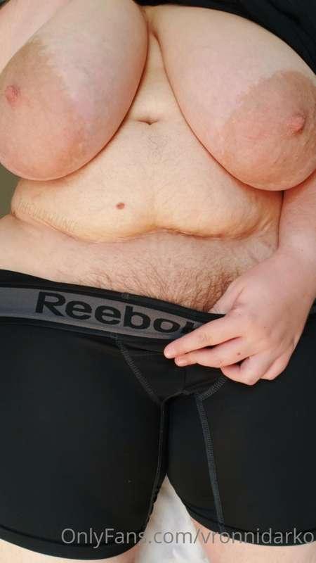 thecurvyprince image #0