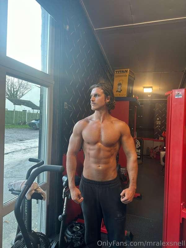 Pumpy friday session, that was a sweaty one 😓