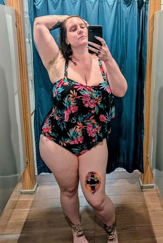 Hotel pool change room 😁