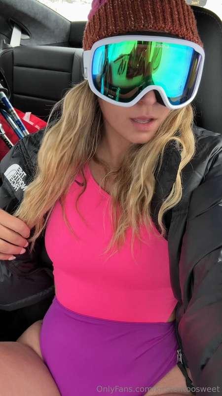 caution: curves ahead⛷️