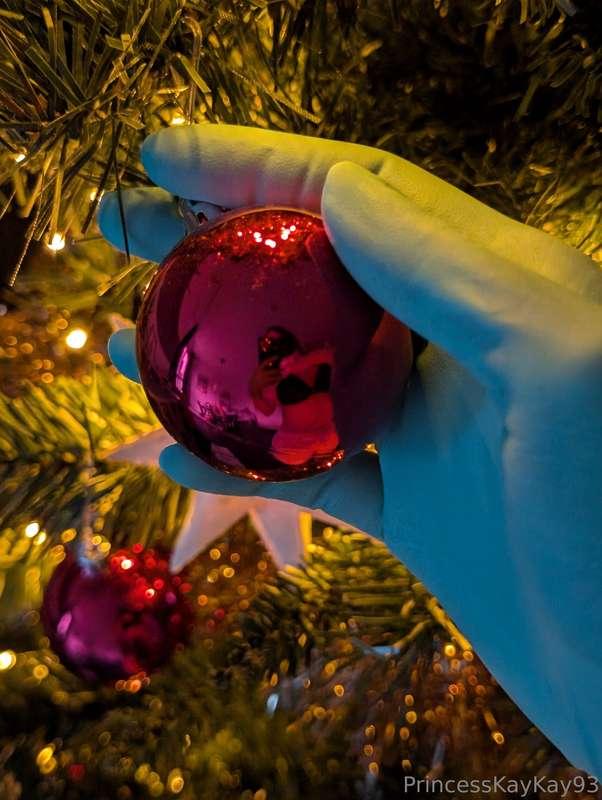 Decorate the tree with nurse KayKay? 😍🎄 This might be one of..