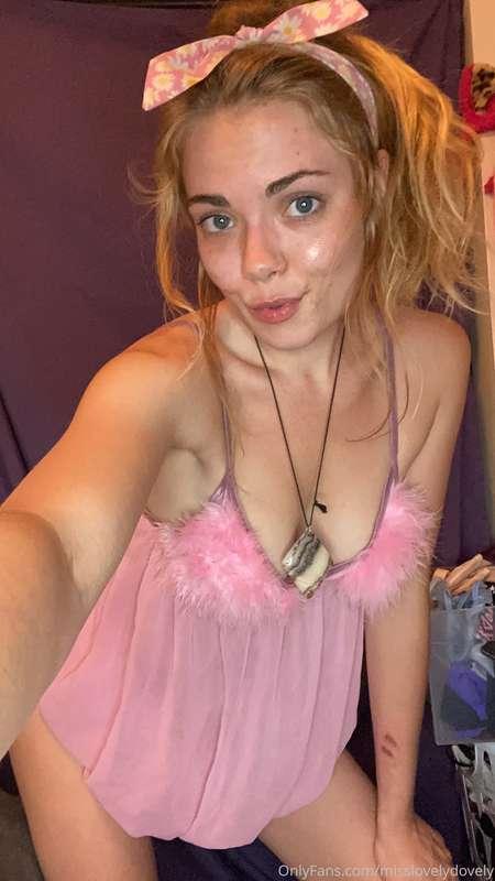 Lil spring bunny 😜🐰💕