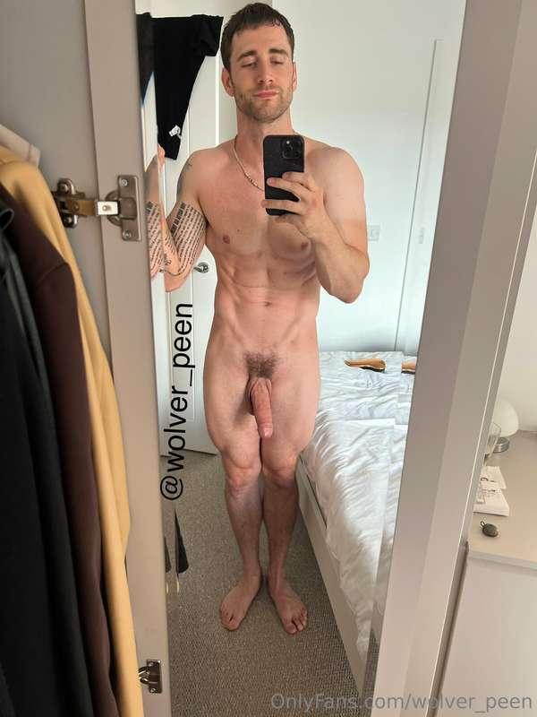 I want to suck this dick! 🤪…do you too? 😈