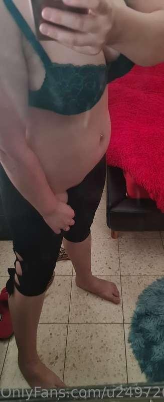היי בייבה היום יום קצר בגלל ההפגנה 
אבל אני לא כואסת בגלל שי..