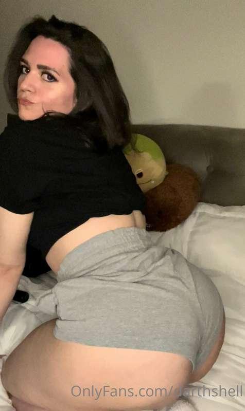 Good morning! Who wants to watch Star Wars with me? And in w..