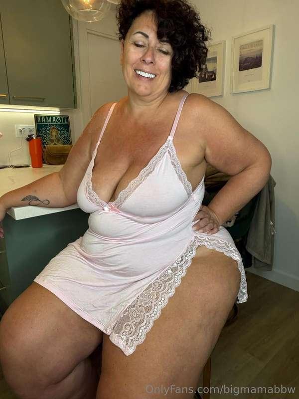 I'm begging for your hard cock 💦❤️