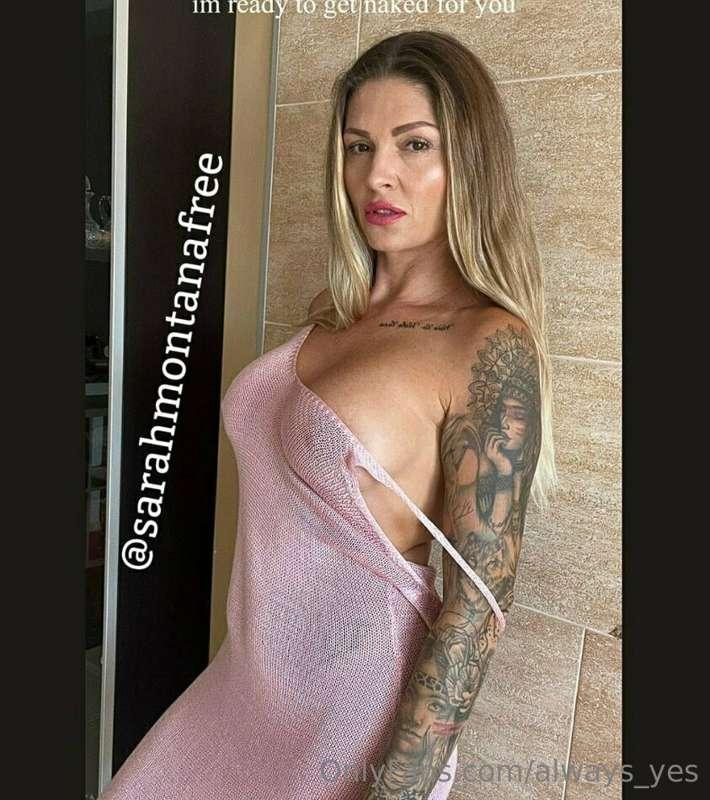 Guys I need a BIG DICK inside me!🍒🤩i'm using a toy but…i nee..