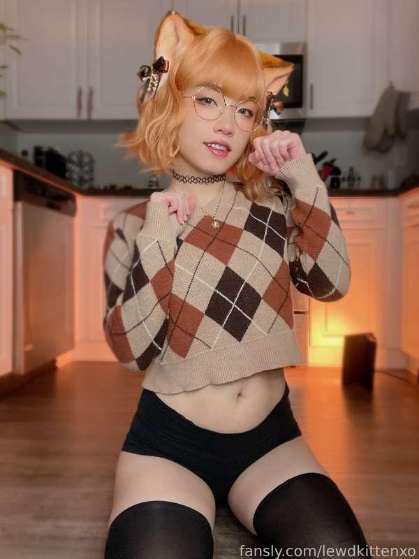 lewdkittenxo image #3
