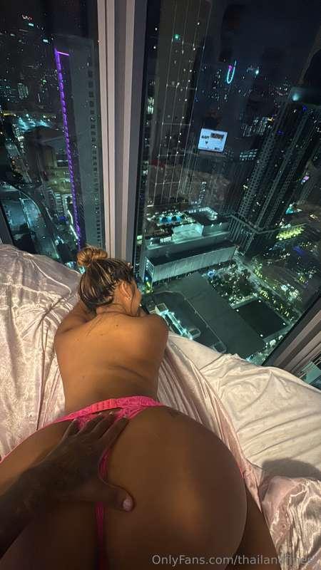 Ask me about the BG livestream copies from tonight 😘