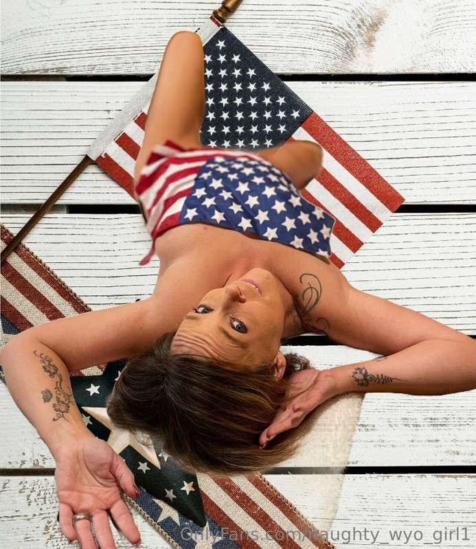 Happy Veterans Day! Thanks to all those that serve! 🇺🇸