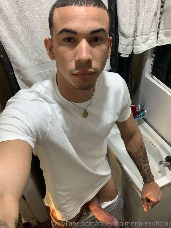 Hola qué haces ? 

@robertcolmenaresoficial