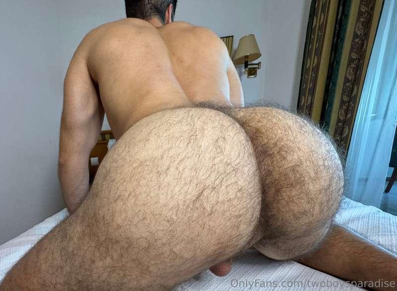 Who wants to see me getting fucked ? 😈
