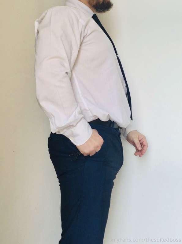 thesuitedboss image #3