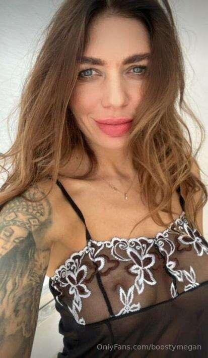 Hi, this is sexiest milf @zarrrrrra 🥵
hot content🔥
wet sqwir..