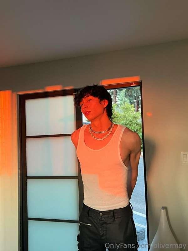 kiss me, then go down.....