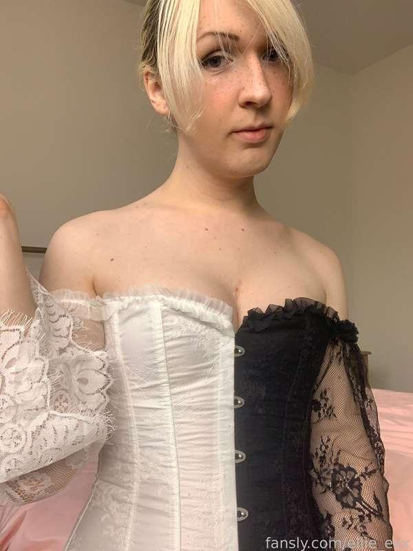 ellie_exx image #2
