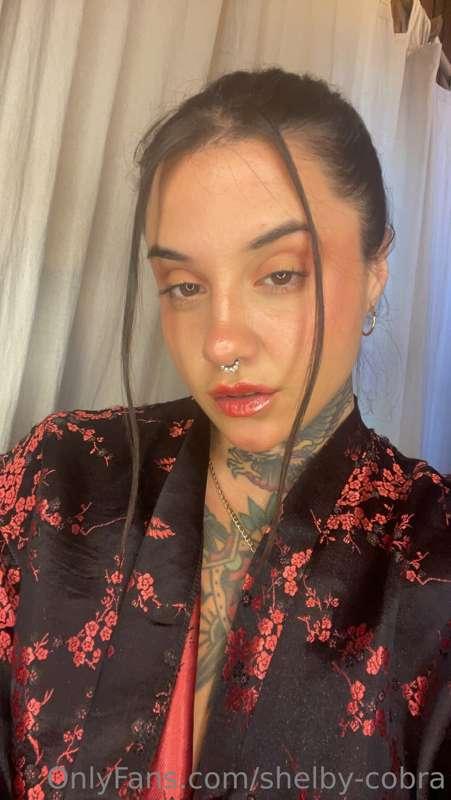 Hey there lil boy 💋 I have your homework of the day 📚