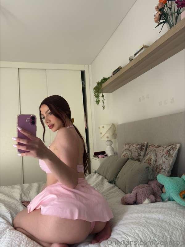 All pink to make you… ;P