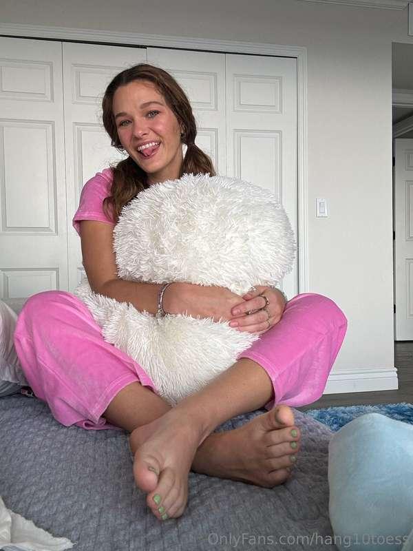 hang10toess image #16