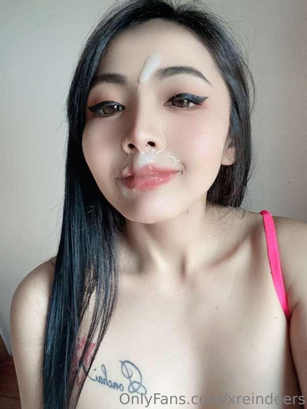 please!Cum on my face until you're satisfied.💦💦🤤😋