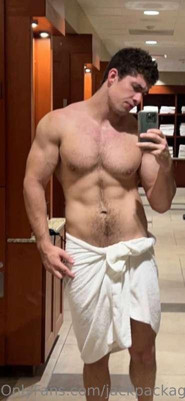 Should I drop the towel?😈