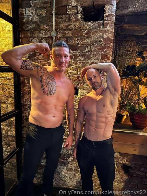 New boys got fully nude this week and also did a naked M & G..