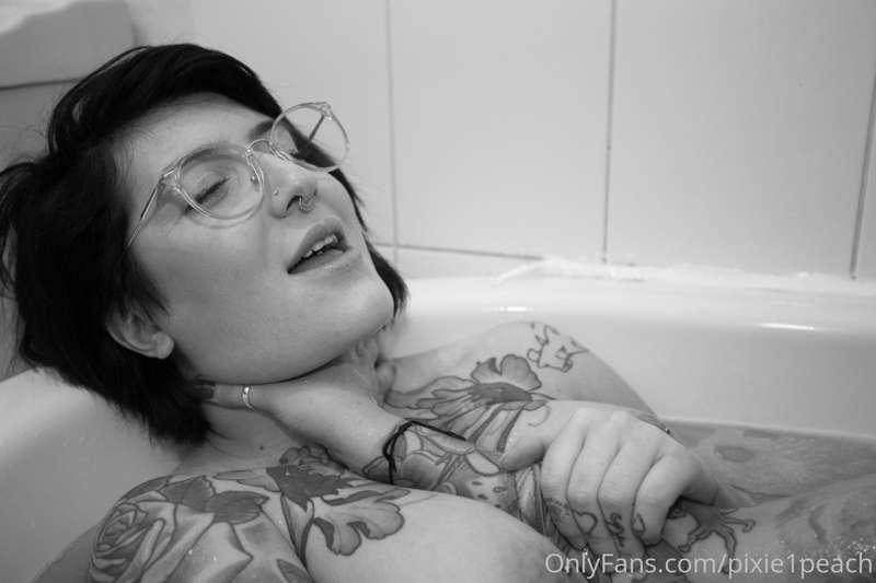 pixiepeachvip image #3