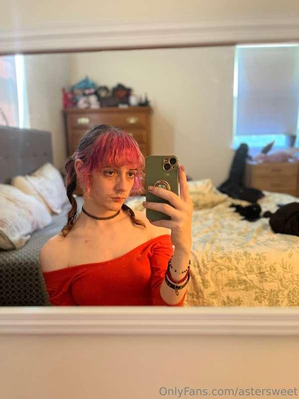 helloooooo, do you prefer me in orange, blue, or nothing? 😵‍..