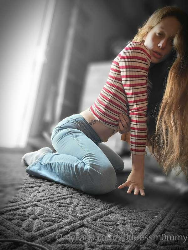 g0ddessm0mmy image #25