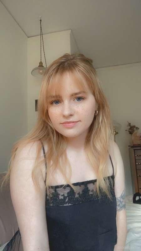 some new selfies just for you😘