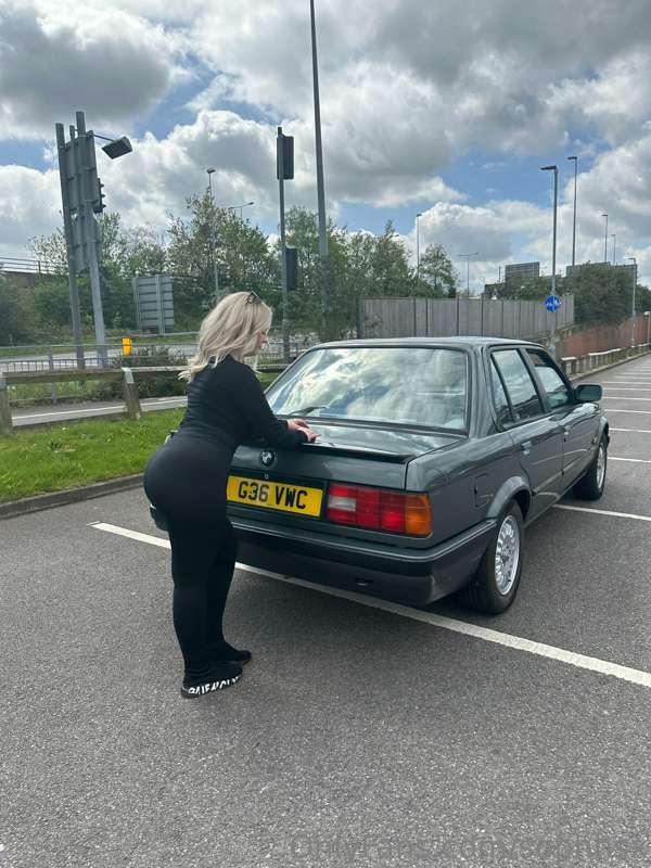 Have I got any BMW FANS? 👀