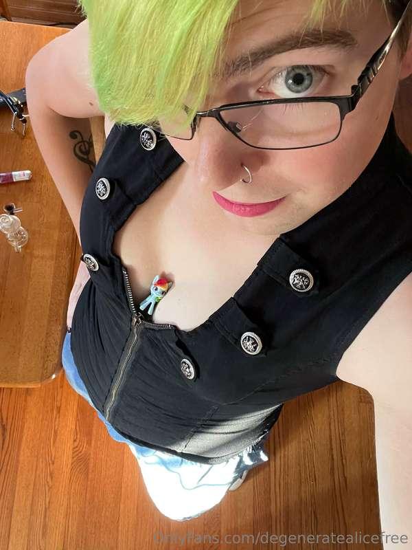 POV, you are between my tiddies.