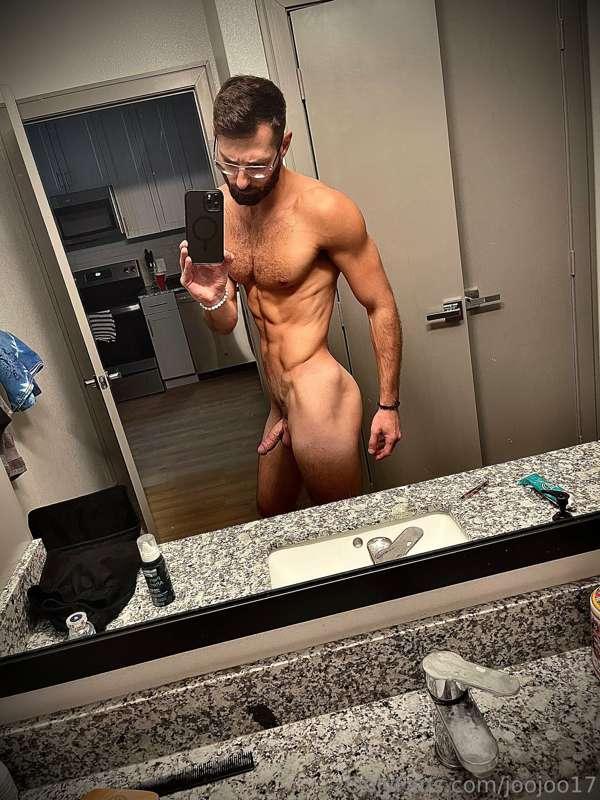 Had a 🍑 pump from leg today, figured I’d share 🤭