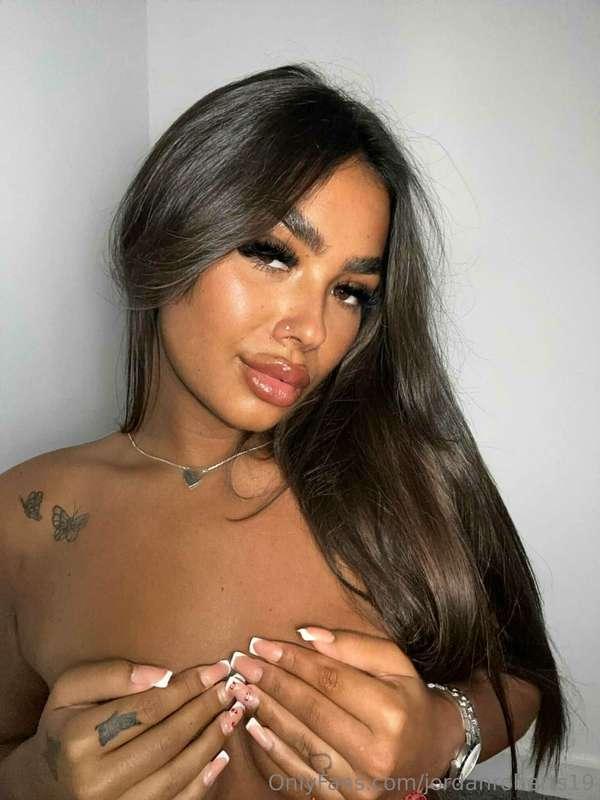 Wanna play with them? 🥵