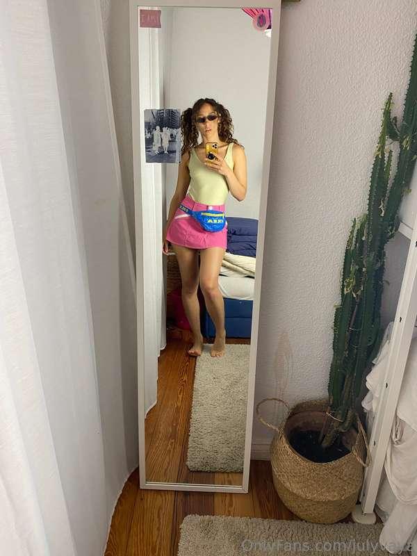 Since it didn't work out yesterday, I’ll show my outfit toda..